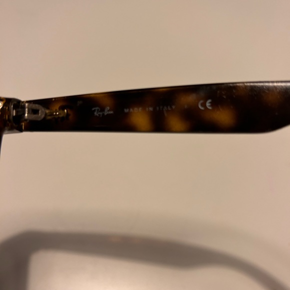 Ray-Ban New Wayfarer Tortoise Brown Sunglasses - Picture 5 of 6